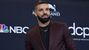 Drake en las listas de &eacute;xitos con &lsquo;$ome $exy $ongs 4 U&rsquo;