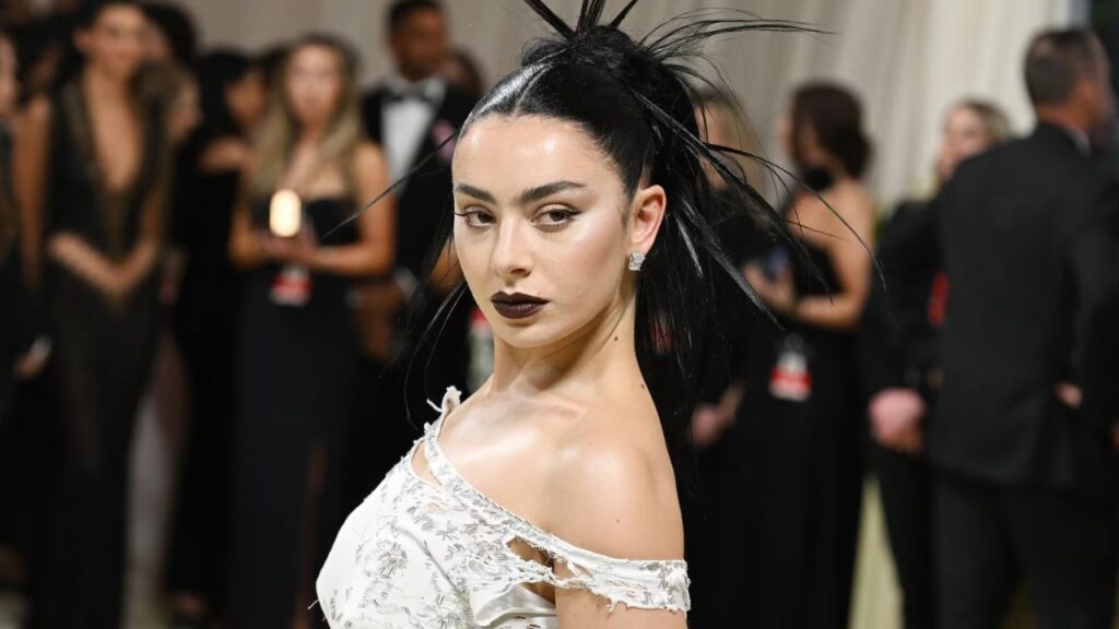 Charli XCX da el salto a la actuaci&oacute;n en Prime Video