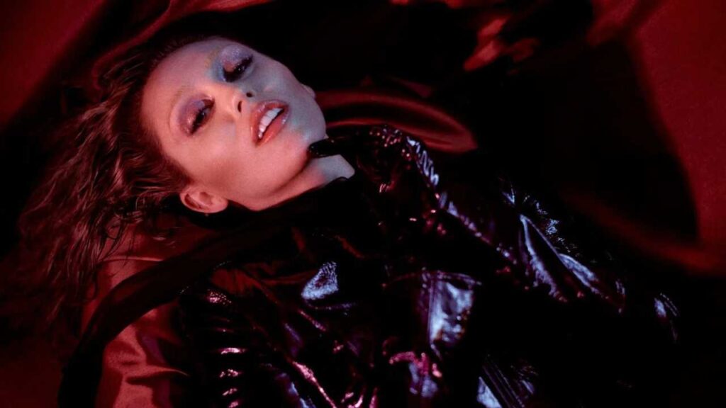 Miley Cyrus apuesta por una experiencia art&iacute;stica total con su nuevo disco