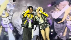 🎤 ROS&Eacute; y Bruno Mars sorprenden a los BLINKs con &ldquo;APT.&rdquo; en vivo en pleno SoFi Stadium