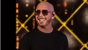 🌴 Mr. Worldwide volvió a prender la ciudad que lo vio nacer