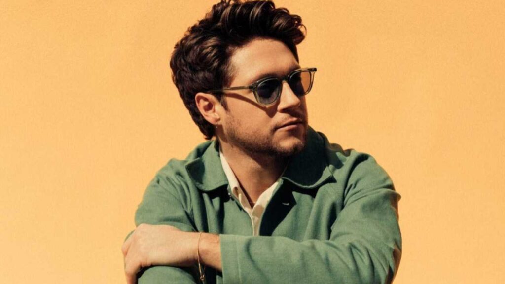 Niall Horan reafirma su identidad artística con sensibilidad y madurez
