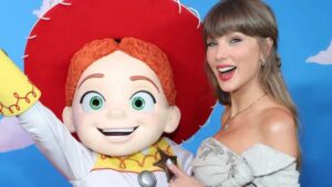 Taylor Swift sorprende a los fans de Pixar con un guiño oculto en Toy Story 5
