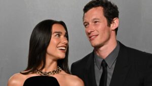 Dua Lipa disfruta su romántica luna de miel entre playas de ensueño y momentos inolvidables