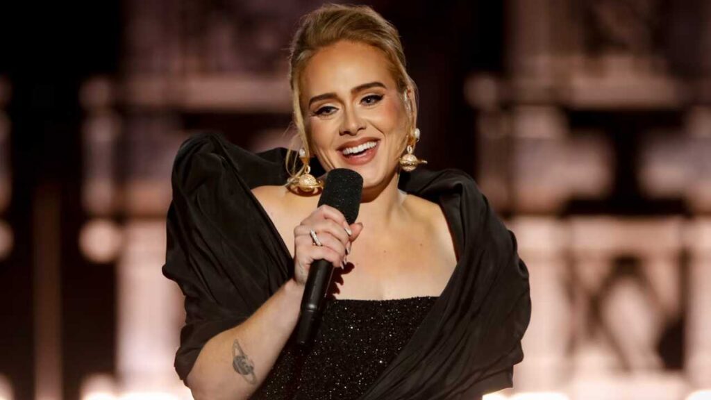 Adele reaparece en Londres y enciende los rumores de un nuevo &aacute;lbum tras dos a&ntilde;os de ausencia