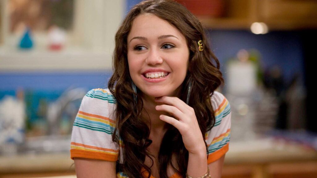 Miley Cirus rompe el silencio y revela el alto precio que pag&oacute; por alcanzar la fama desde los 10 a&ntilde;os