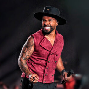En 1976 nace el cantante brasileño Alexandre Pires…