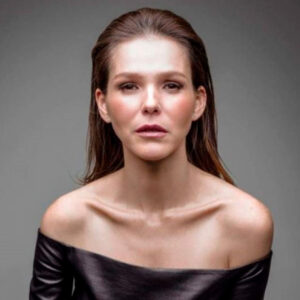 En 1985 nace la actriz y cantante Kika Édga…