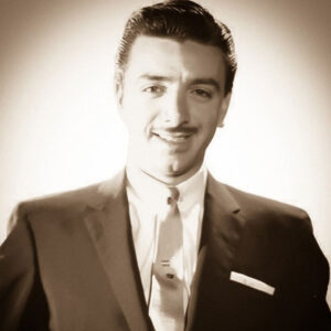 En 1928 nace el cantante Alejandro Algara&hellip;