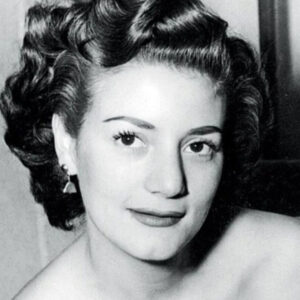 En 1929 nace Queta Lavat…