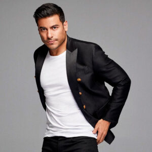 En 1986 nace Carlos Rivera…