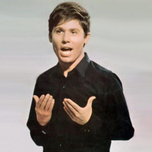 En 1943 nace el cantante Raphael…