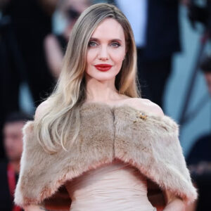 En 1975 nace Angelina Jolie…