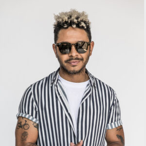 En 1982 nace el cantante mexicano Kalimba…