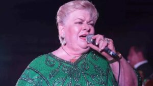 Paquita la del Barrio deja un disco inédito y una fuerte deuda