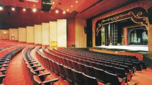 Sylvia Pasquel asegura que el Teatro Silvia Pinal seguir&aacute; vivo pese a rumores de demolici&oacute;n