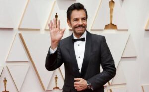 Eugenio Derbez vive el &laquo;lado fan&raquo; en Hollywood