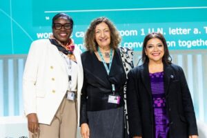 En el Foro Urbano Mundial, que se realiza en Azerbaiyán, Clara Brugada llama a una revolución urbana de los ciudadanos