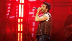 Sebastián Yatra pone a bailar Monterrey con un show renovado