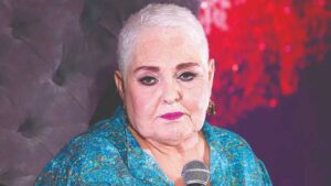 Lupita D’Alessio sorprende al elogiar a Danna tras verla en teatro