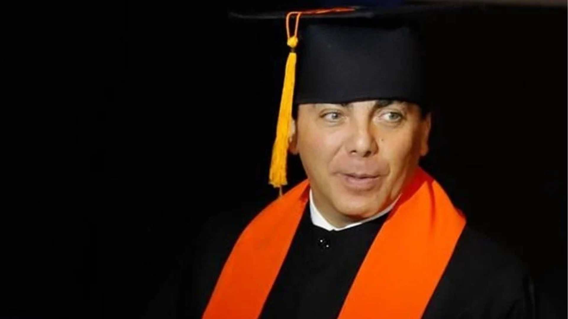 Cristian Castro revela qué estudiará tras graduarse de la preparatoria
