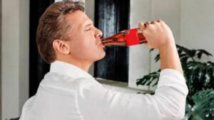 Denuncian campaña de Luis Miguel y Coca-Cola ante Cofepris
