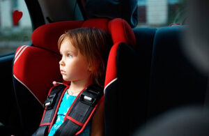 Seguridad para ni&ntilde;os en el auto