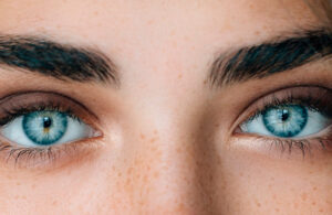 &iquest;Te gustar&iacute;a cambiar el color de tus ojos?