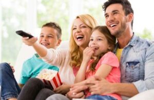 8 clásicos del cine ideales para ver en compañía de tu familia