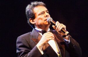 Jos&eacute; Jos&eacute;: 13 grandes &eacute;xitos del Pr&iacute;ncipe de la Canci&oacute;n