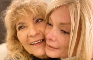 Marisela est&aacute; de luto por la muerte de su querida madre