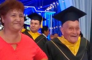 &iexcl;Bravo! Abuelito de 89 a&ntilde;os se grad&uacute;a como t&eacute;cnico en electr&oacute;nica