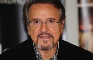 Carlos Villagrán afirma que el COVID-19 es un engaño y no existe