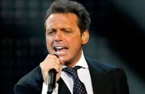 Luis Miguel reapareci&oacute; muy bien acompa&ntilde;ado en video de Tiktok