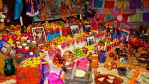 D&iacute;a de Muertos: 12 elementos que NO pueden faltar en tu OFRENDA