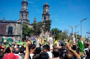 &iquest;Y la pandemia? Fieles de San Judas Tadeo celebran a lo grande en Iglesia de San Hip&oacute;lito