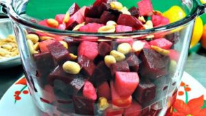 &iquest;C&oacute;mo preparar la mejor ensalada nochebuena de betabel?