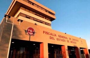 Detienen a empleada bancaria que estaf&oacute; a un abuelito que se suicid&oacute;