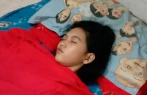 Mujer puede dormir hasta 13 d&iacute;as seguidos, la apodan "La Bella Durmiente"