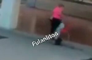 Indigna video de mujer maltratando a ni&ntilde;o invidente en Jalisco