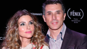 Tras hospitalizaci&oacute;n reaparece Sergio Mayer haciendo ejercicio y con aud&iacute;fonos