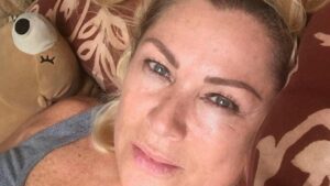 Leticia Calder&oacute;n confirma que fue operada de emergencia