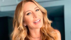 Geraldine Baz&aacute;n reacciona a supuesta ruptura de Gabriel Soto e Irina Baeva