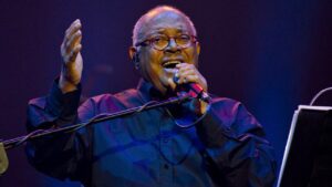 Pablo Milan&eacute;s: 9 datos que NO conoc&iacute;as del famoso cantautor cubano