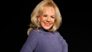 Gina Romand continúa hospitalizada en terapia media