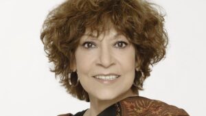 Cristian Pacheco recibe el Premio Bellas Artes de Literatura 2022
