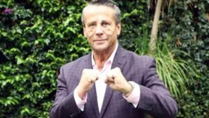 Alfredo Adame asegura que eran &ldquo;montachoques&rdquo; quienes lo golpearon