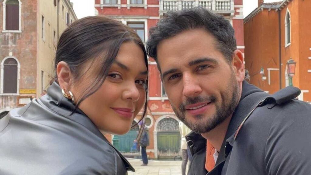 &iexcl;Yuridia confirma que S&Iacute; est&aacute; embarazada!