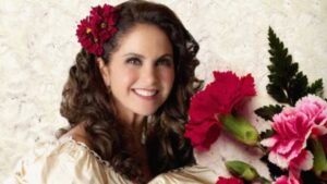 Lucero estrena look para ser la protagonista de “El Gallo de Oro”
