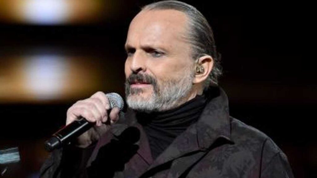 Miguel Bos&eacute; revela que perdi&oacute; la voz por culpa de un implante dental